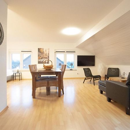 Raj Living - 1 , 3 And 4 Room Apartments - 20 Min Messe Dus & Airport Dus Meerbusch Exterior foto