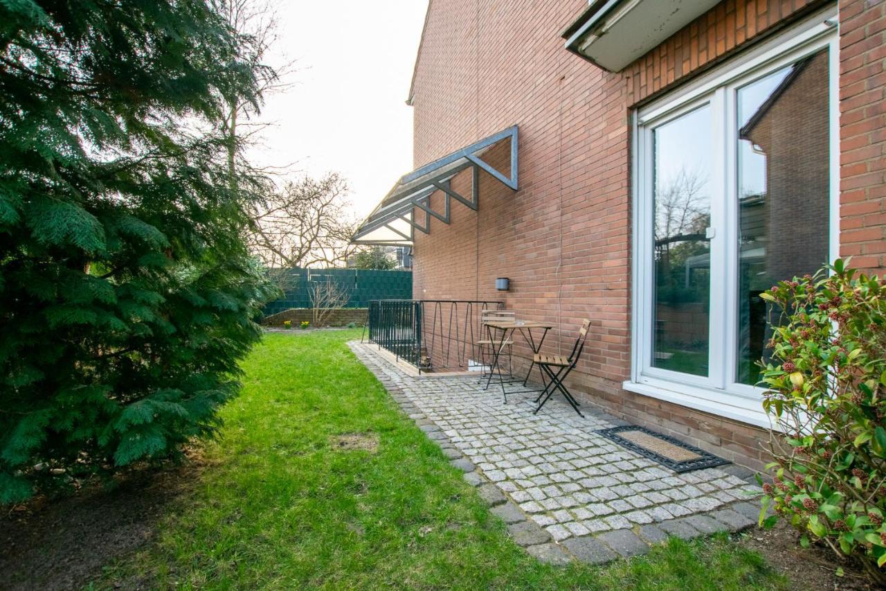 Raj Living - 1 , 3 And 4 Room Apartments - 20 Min Messe Dus & Airport Dus Meerbusch Exterior foto