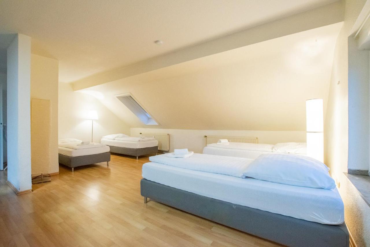 Raj Living - 1 , 3 And 4 Room Apartments - 20 Min Messe Dus & Airport Dus Meerbusch Exterior foto