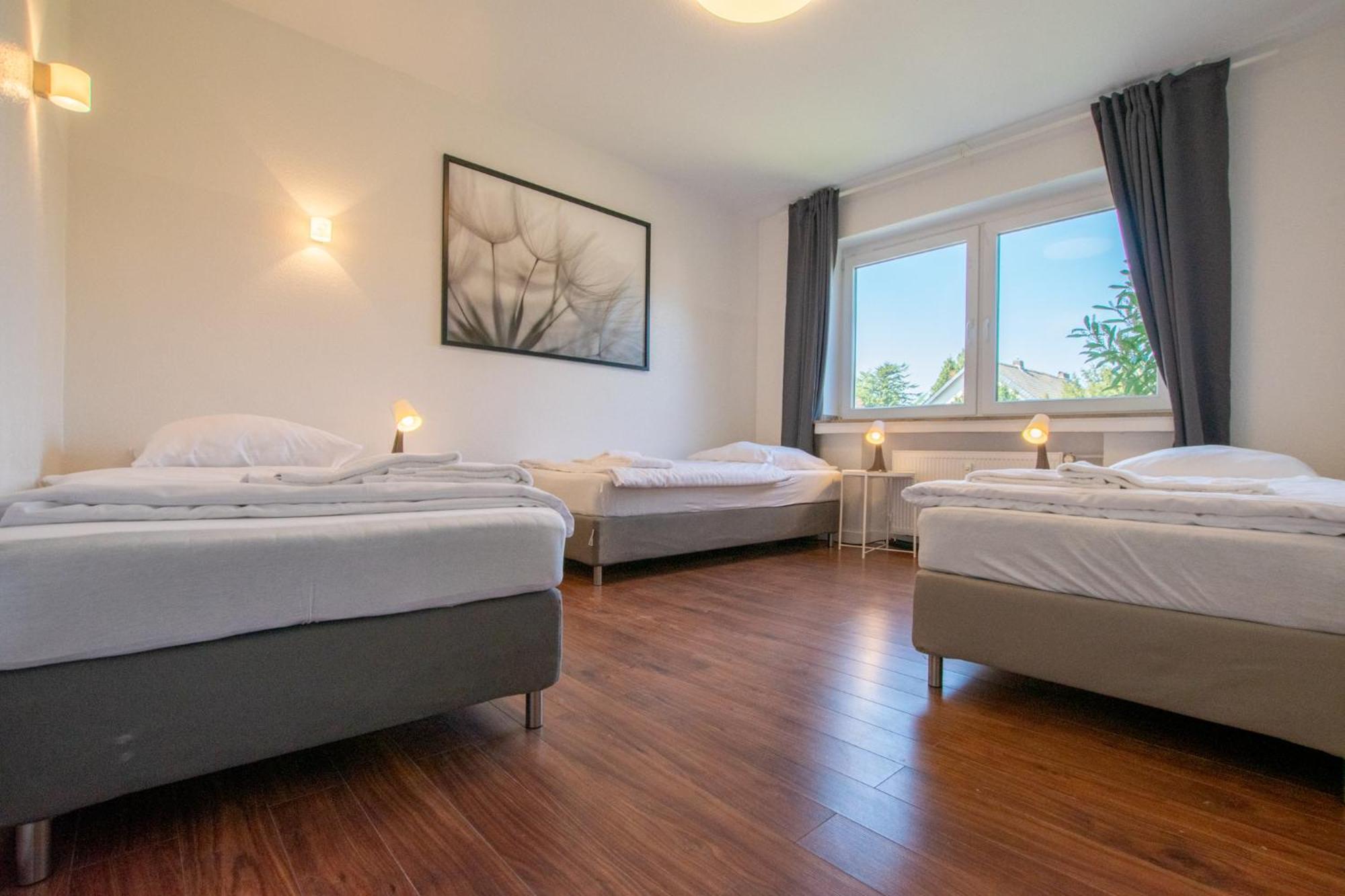 Raj Living - 1 , 3 And 4 Room Apartments - 20 Min Messe Dus & Airport Dus Meerbusch Exterior foto