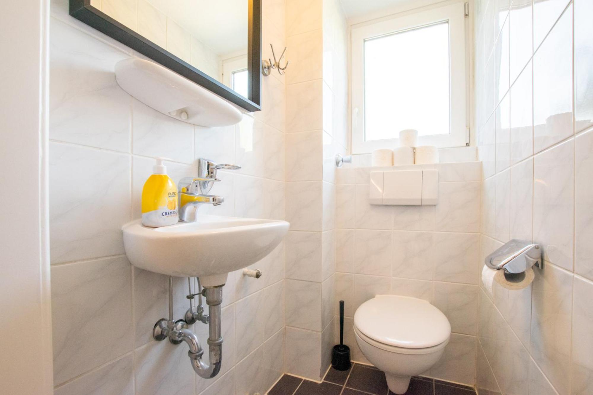 Raj Living - 1 , 3 And 4 Room Apartments - 20 Min Messe Dus & Airport Dus Meerbusch Exterior foto